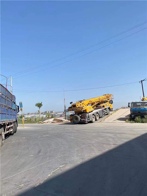 永泰县25吨吊车的租赁价格大概是多少？